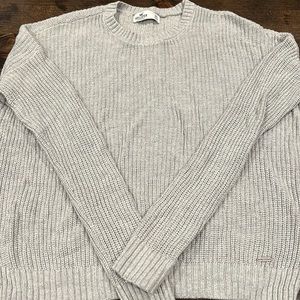 light grey Hollister sweater